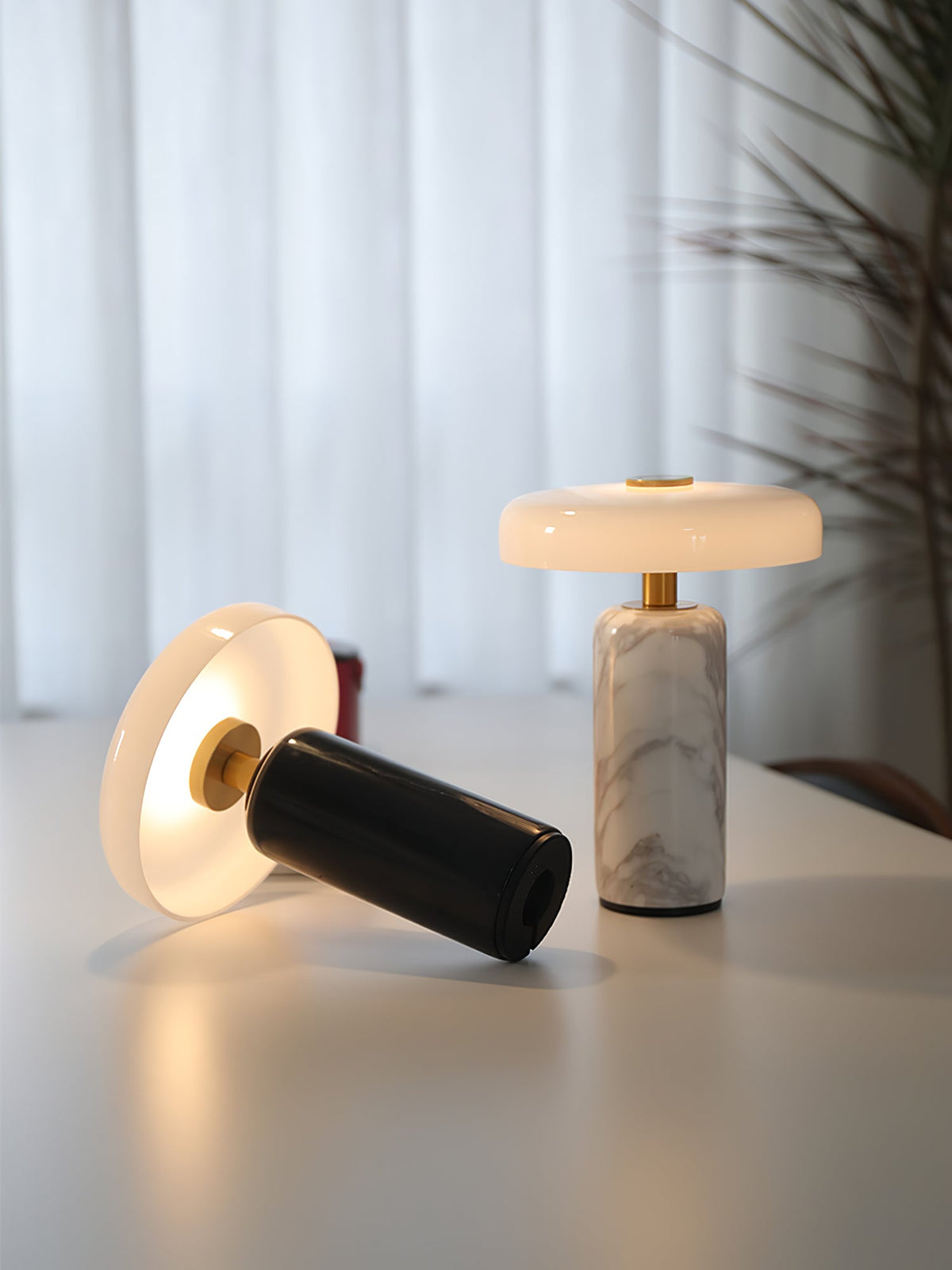 Ryvek Modern Marble Table Lamp