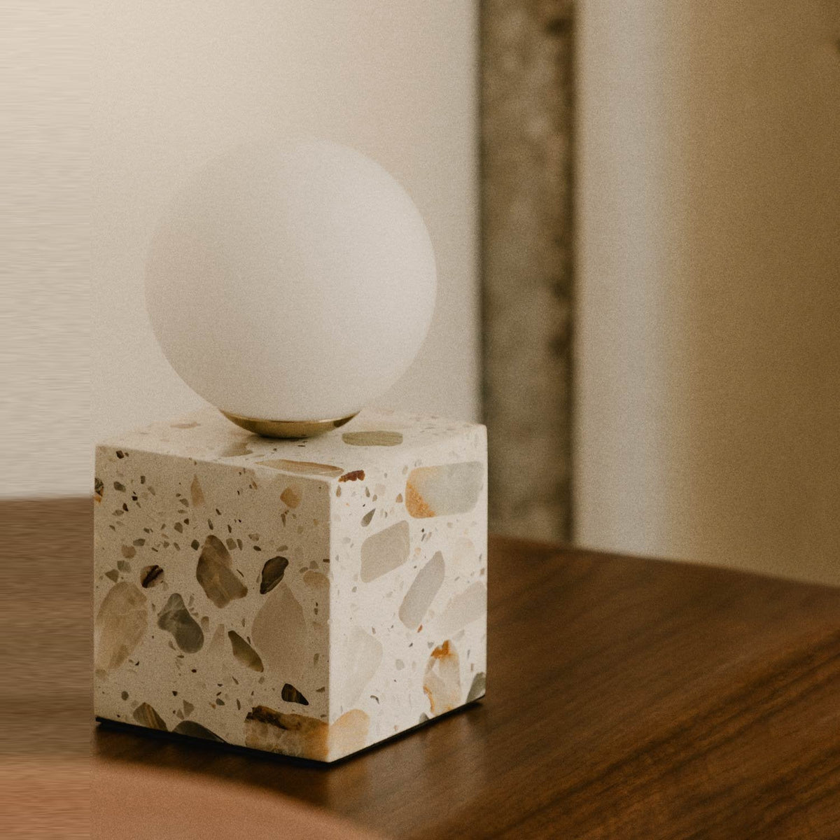 Qorvian Terrazzo Table Lamp