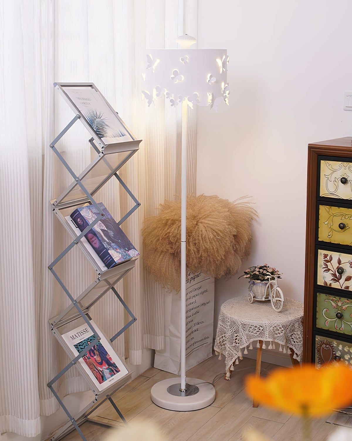 Soreelia Floor Lamp