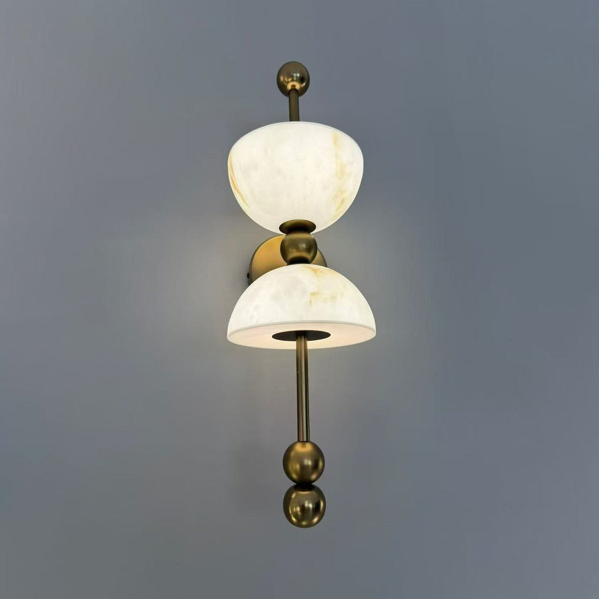 Caluaine Wall Lamp