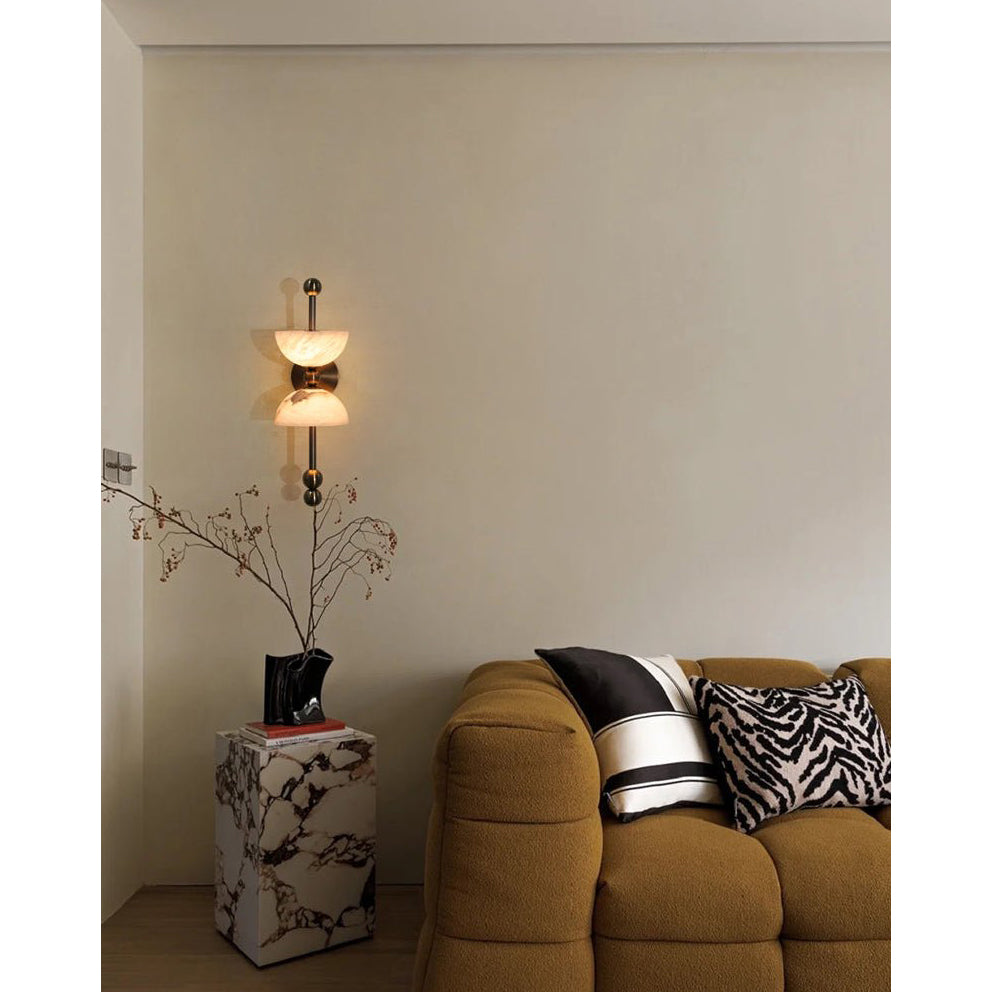 Caluaine Wall Lamp