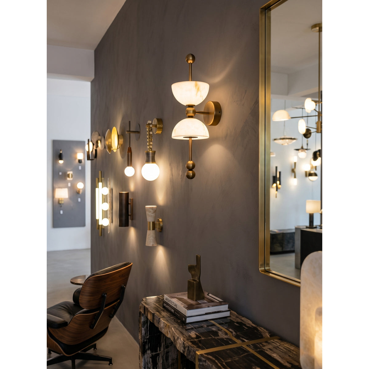 Caluaine Wall Lamp
