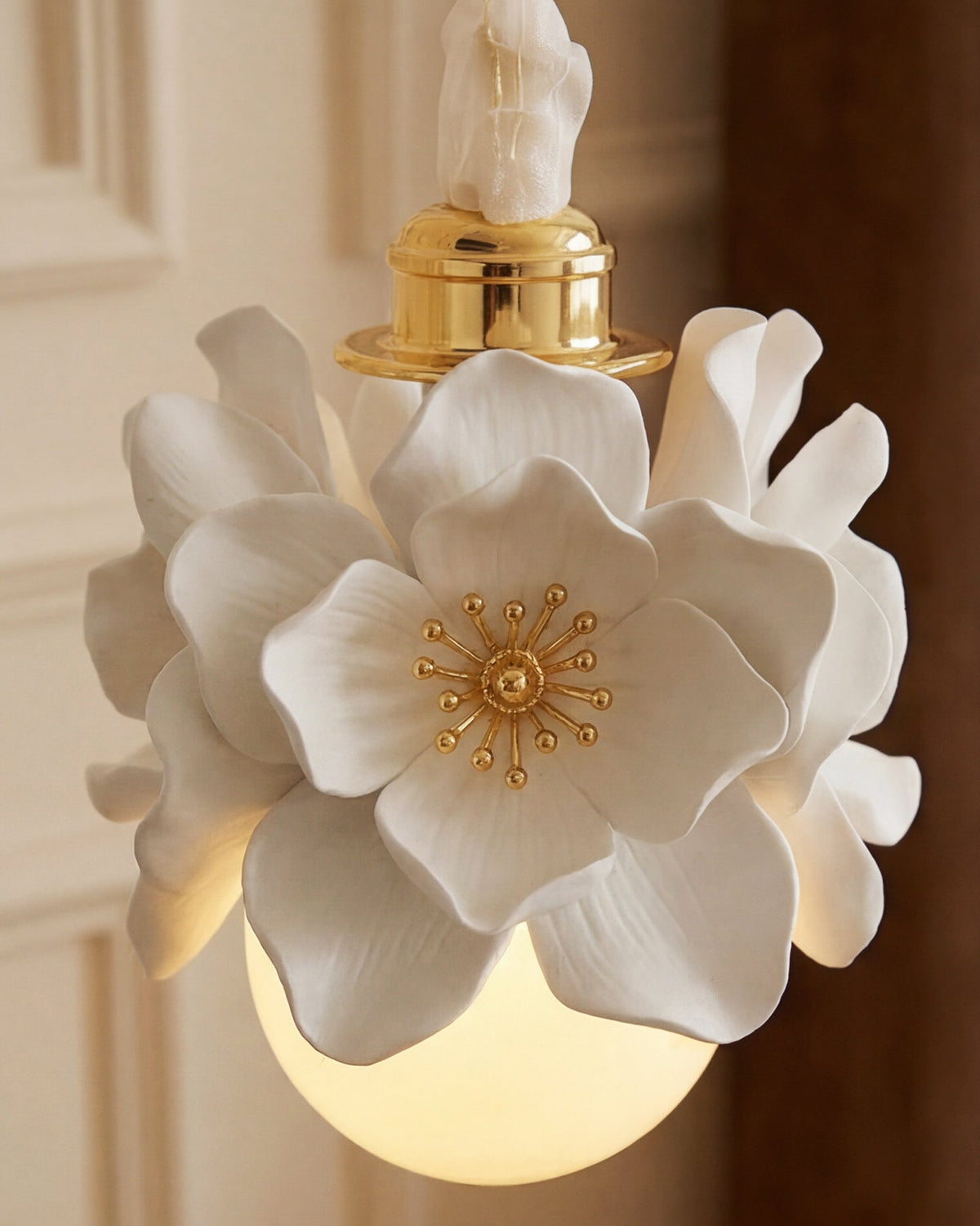 Leonora Pendant Light
