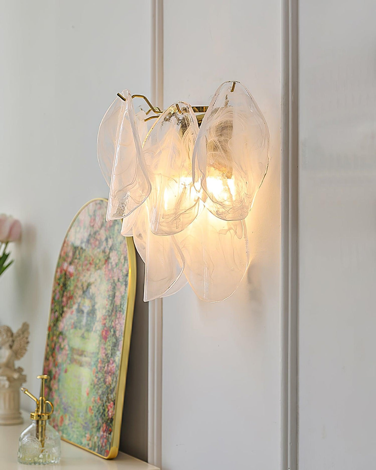 Elaerise Wall Lamp