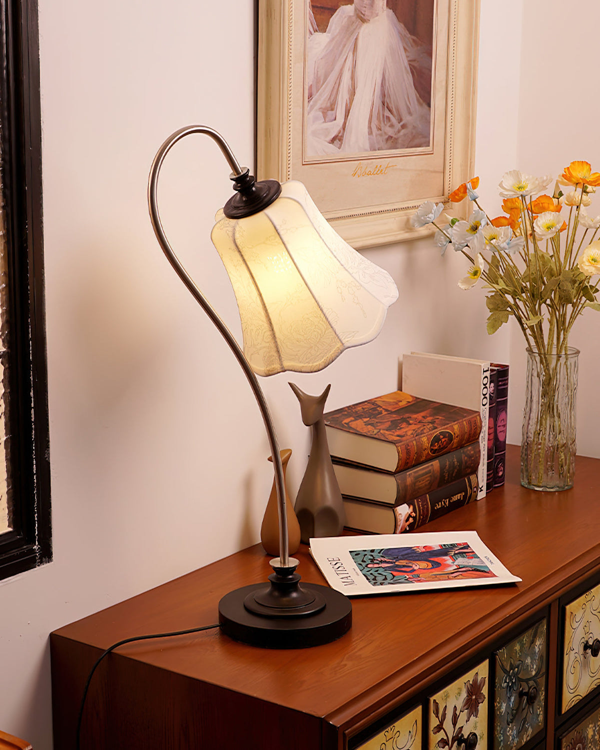 Magnolya Table Lamp