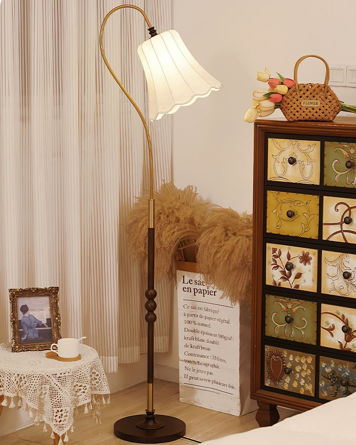 Tuliple Floor Lamp