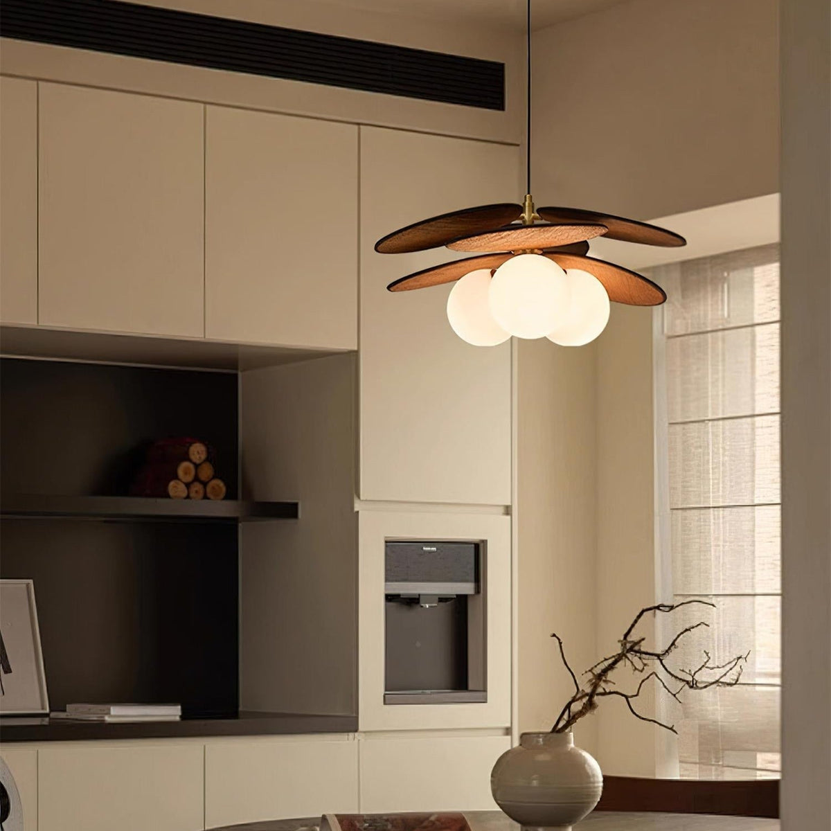 Elvo Wooden Petal Pendant Light