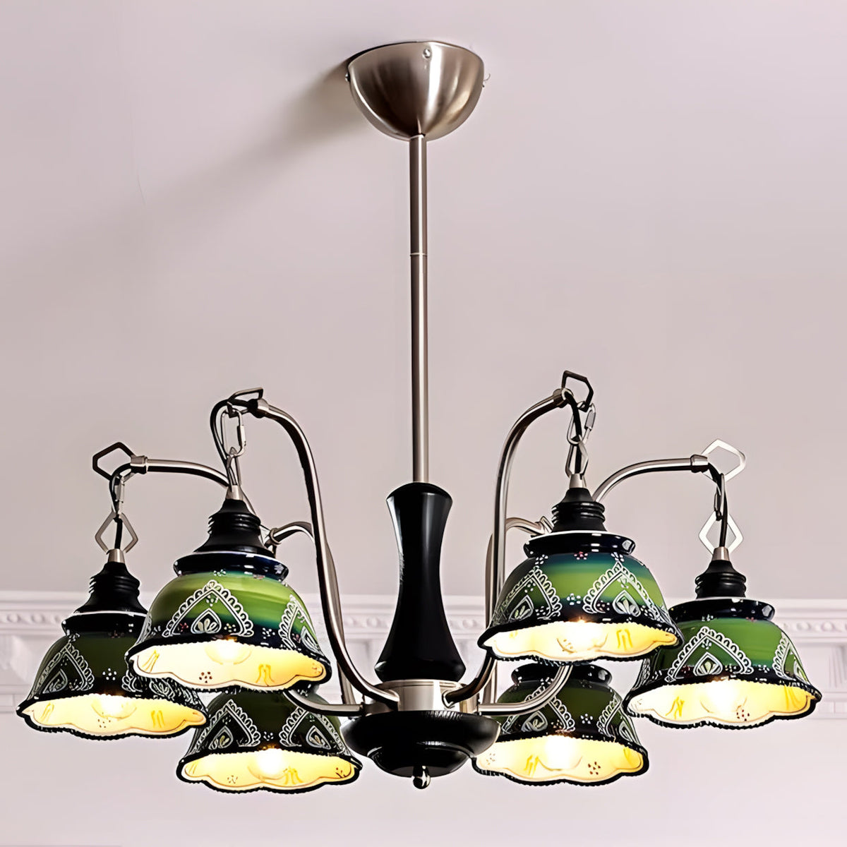Cirivora Chandelier