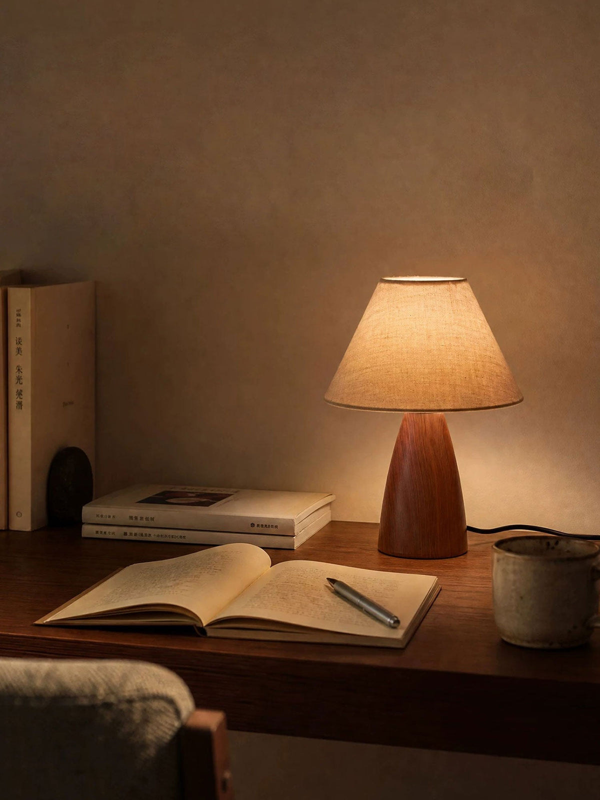 Noriaya Table Lamp
