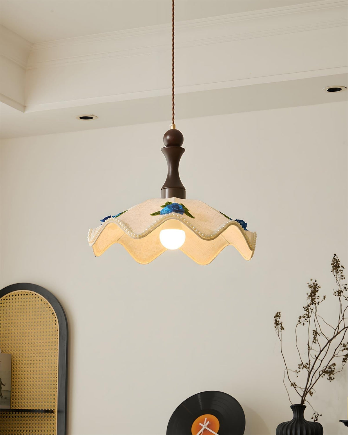 Seleaine Pendant Light