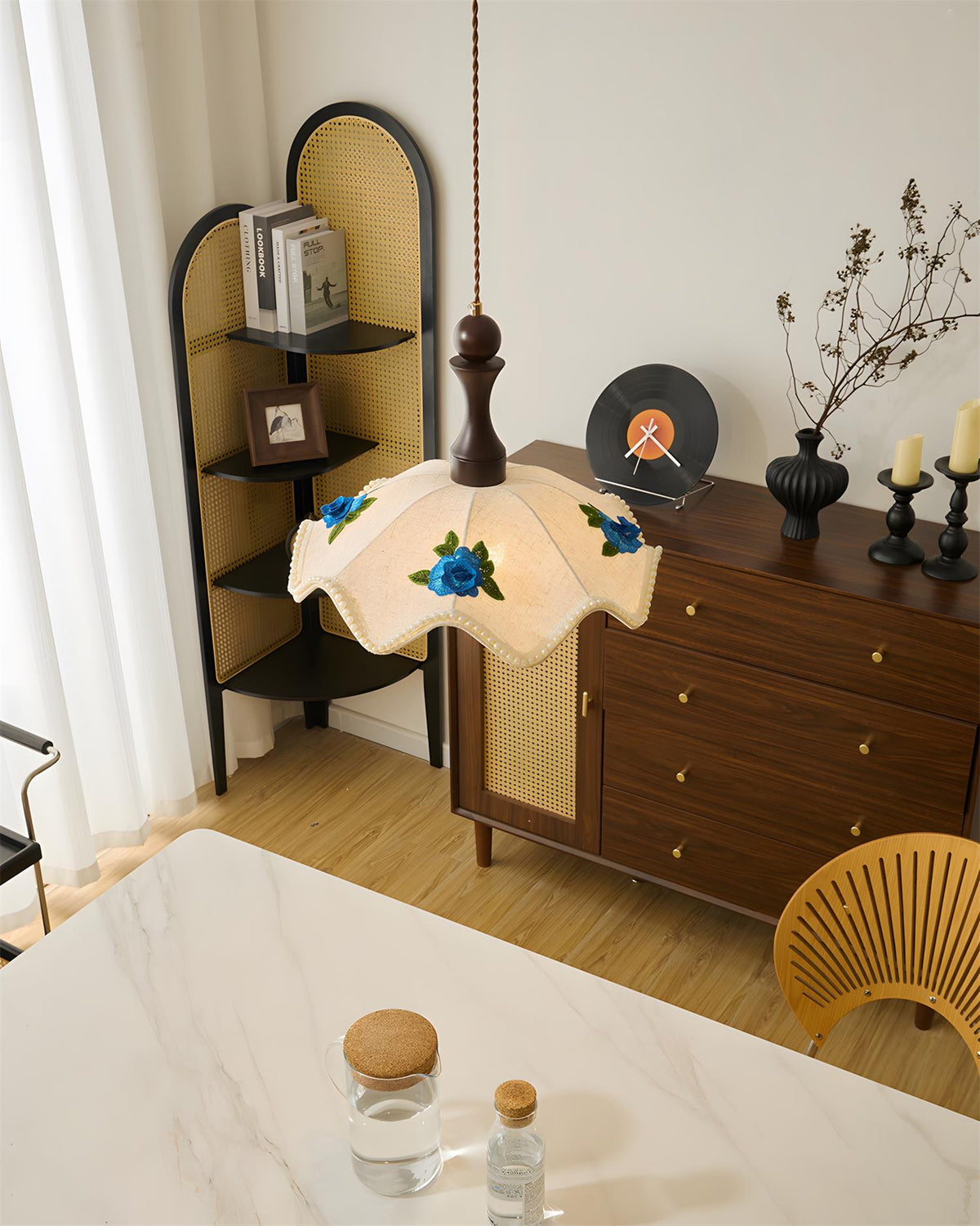 Seleaine Pendant Light