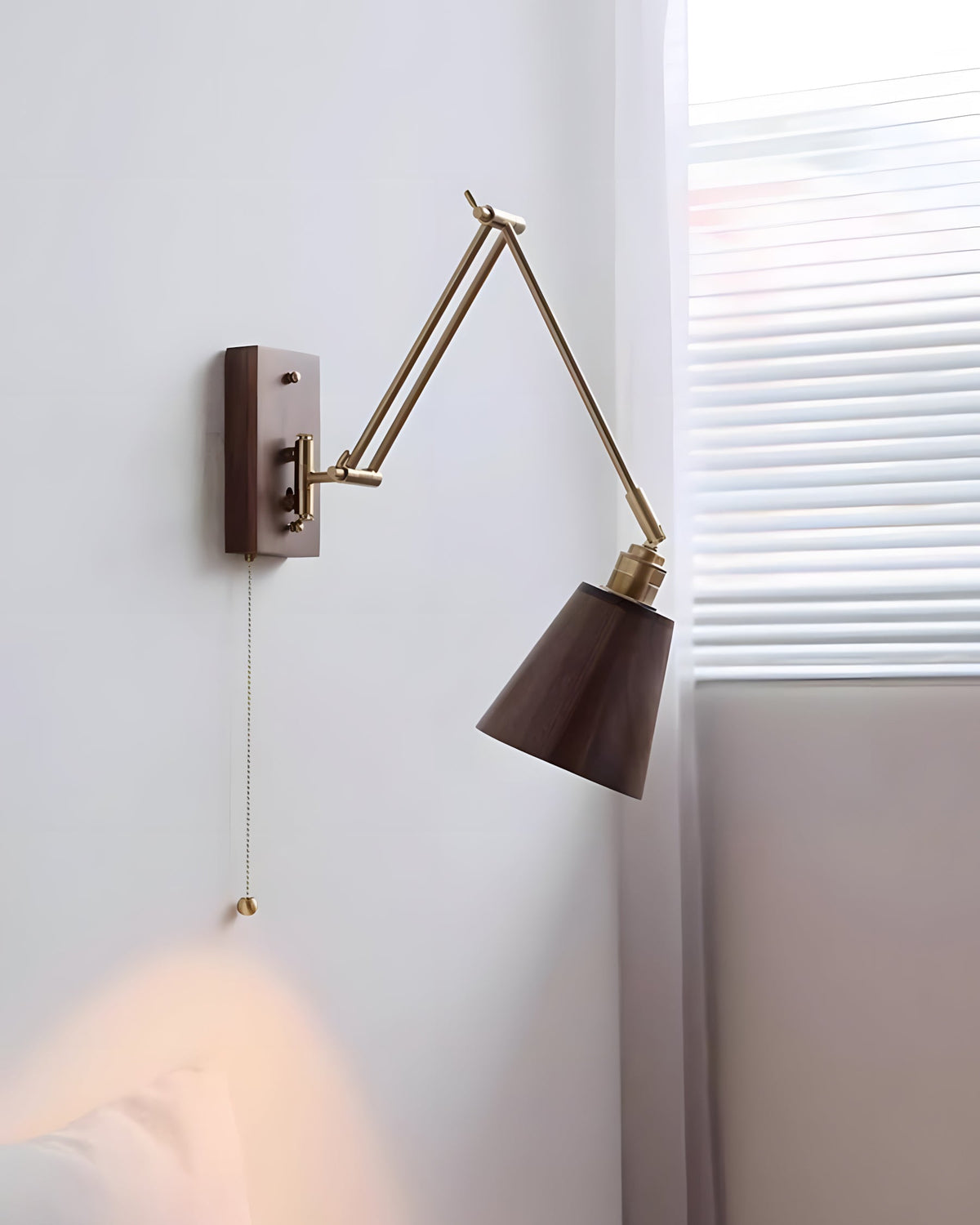 Viraaenne Wall Lamp