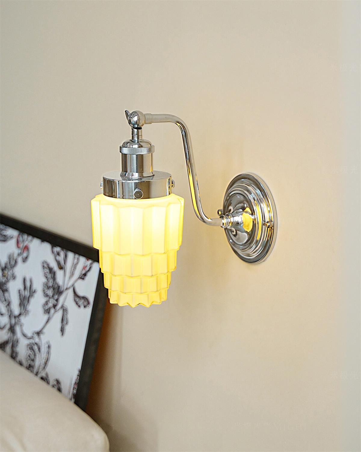 Velerella Wall Lamp