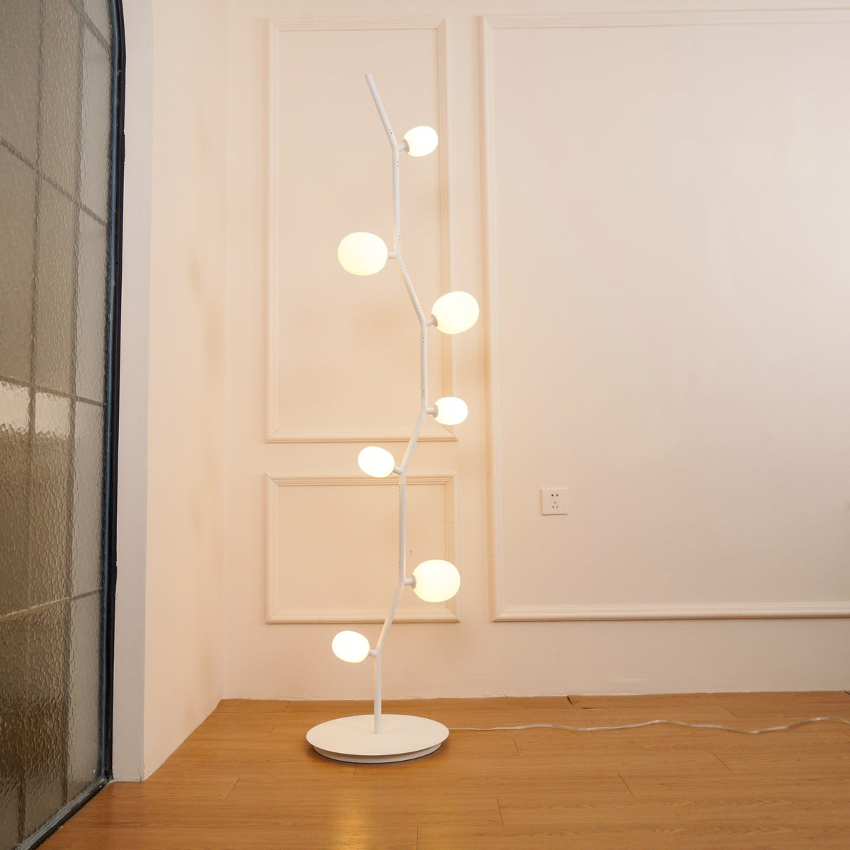 Lumorielle Floor Lamp