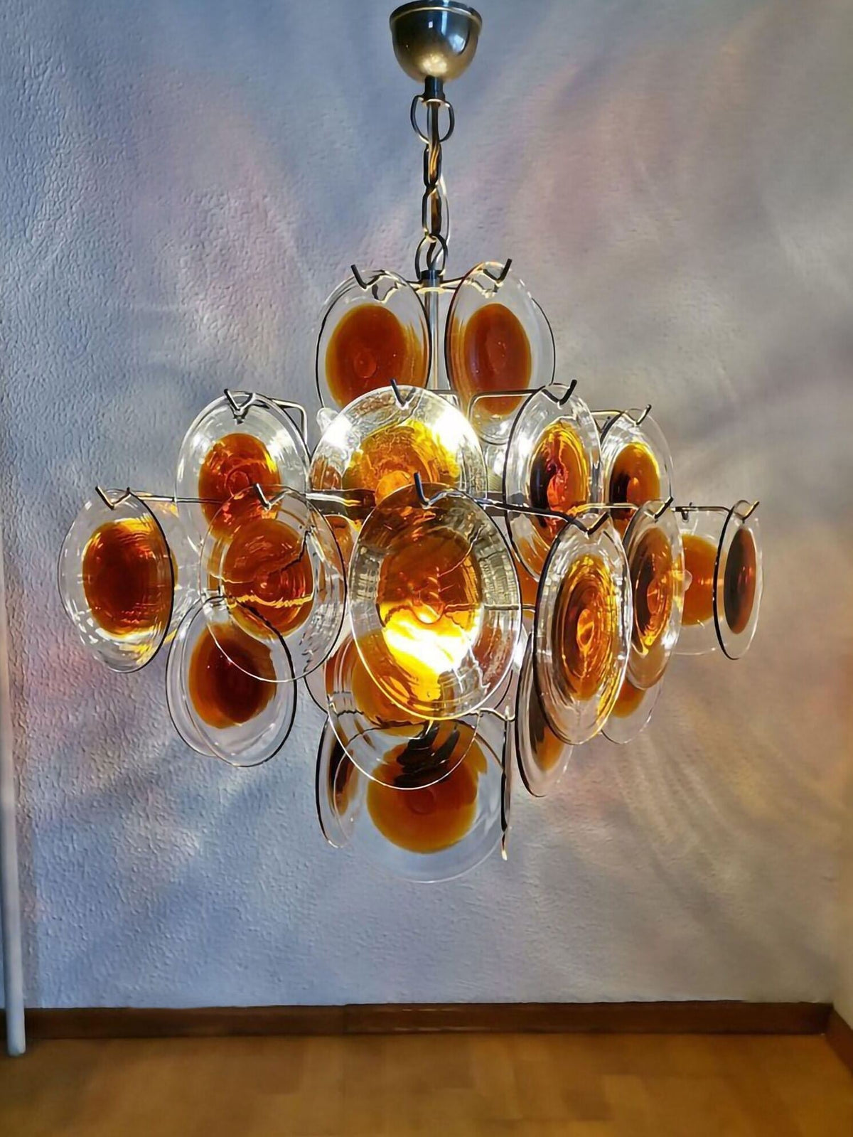 Eirorora Glass Chandelier