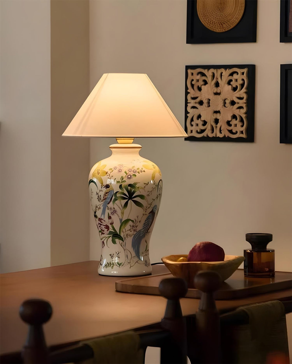 Velaneria Table Lamp