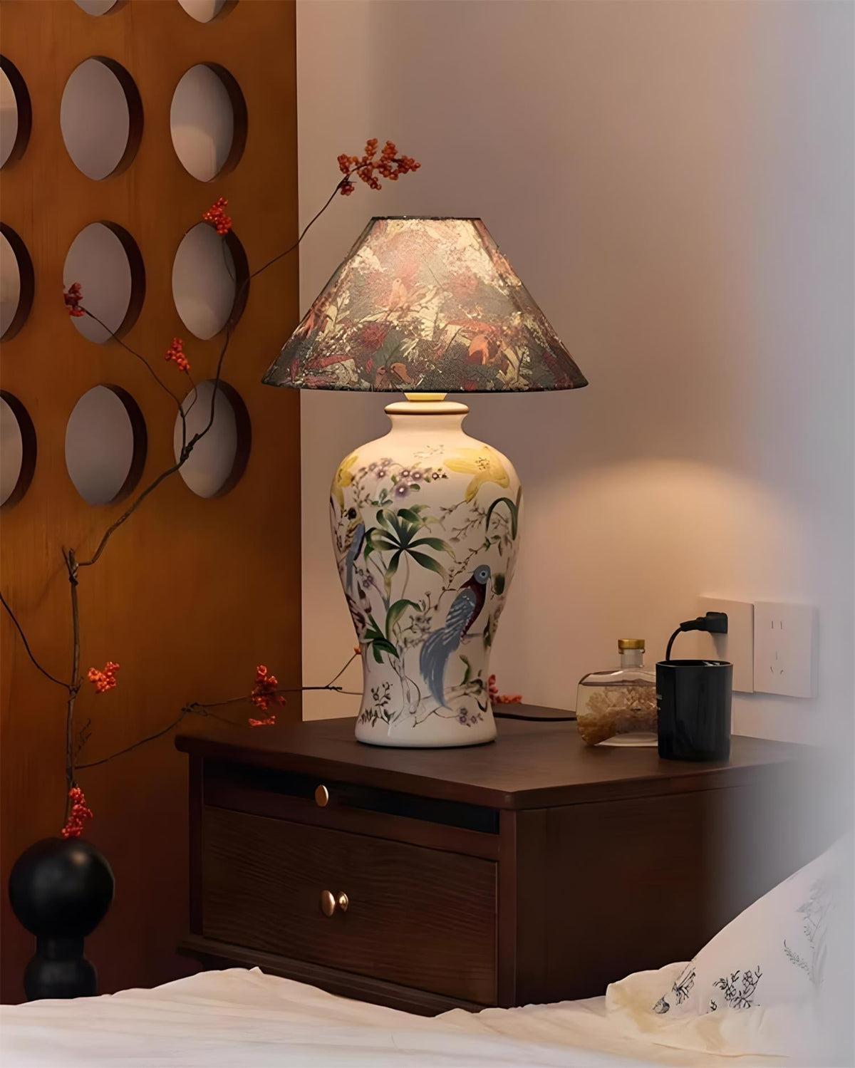 Velaneria Table Lamp