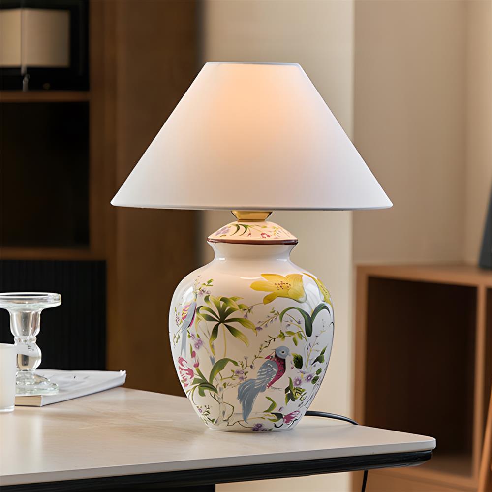 Velaneria Table Lamp