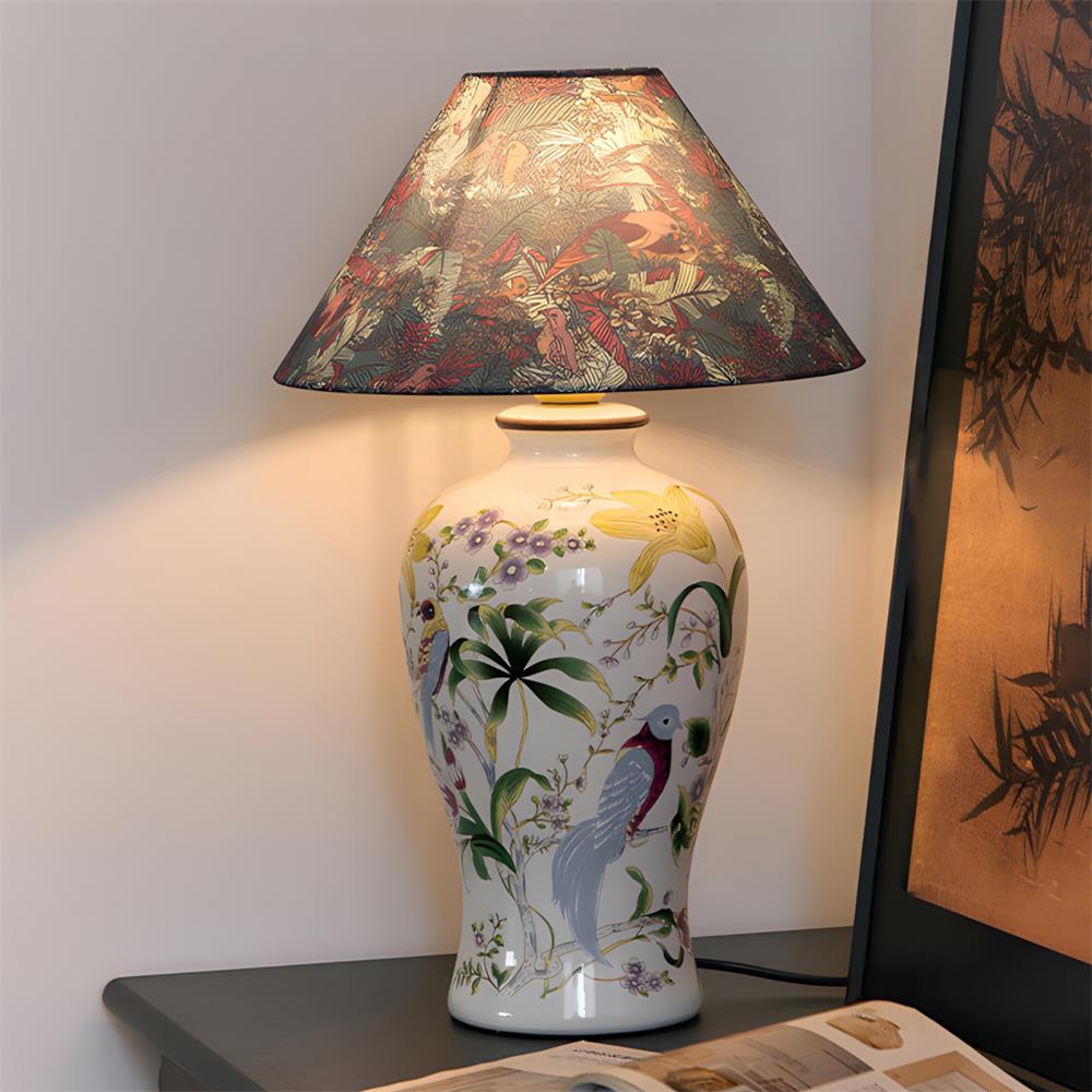 Velaneria Table Lamp