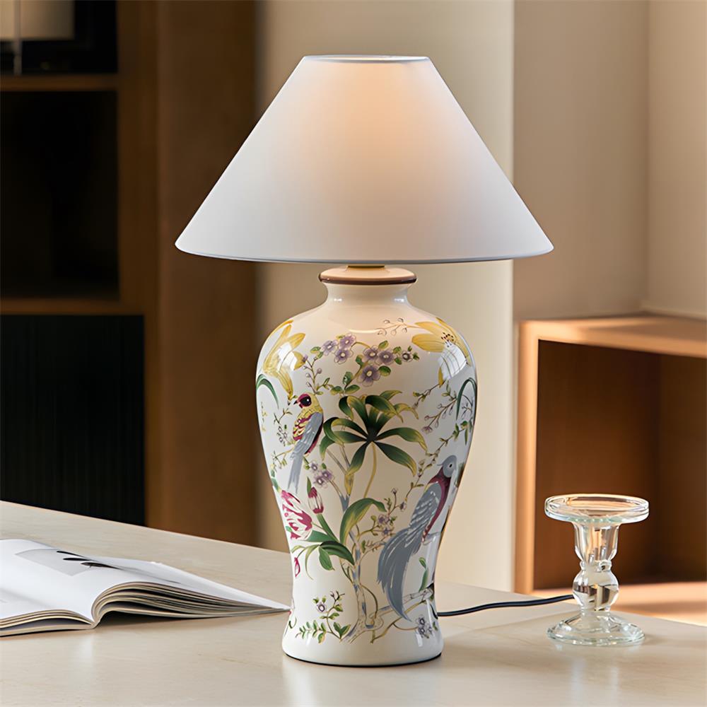 Velaneria Table Lamp