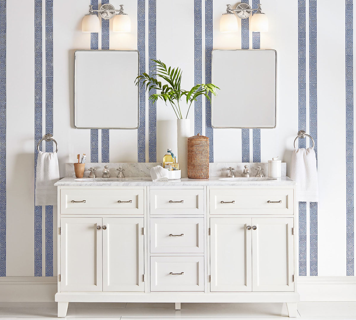 Lioroenne Wall Lamp