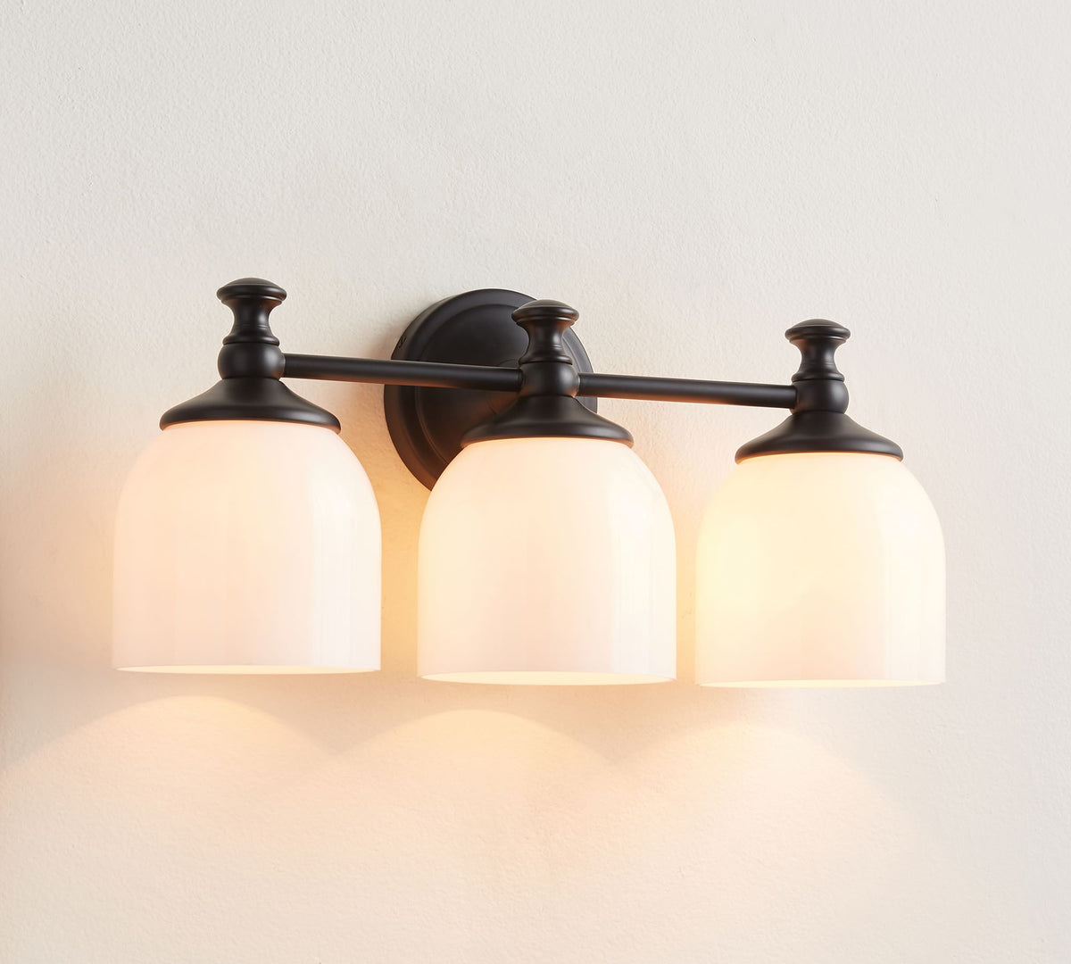 Lioroenne Wall Lamp