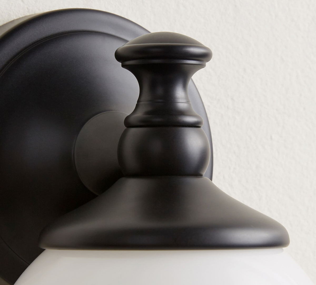 Lioroenne Wall Lamp