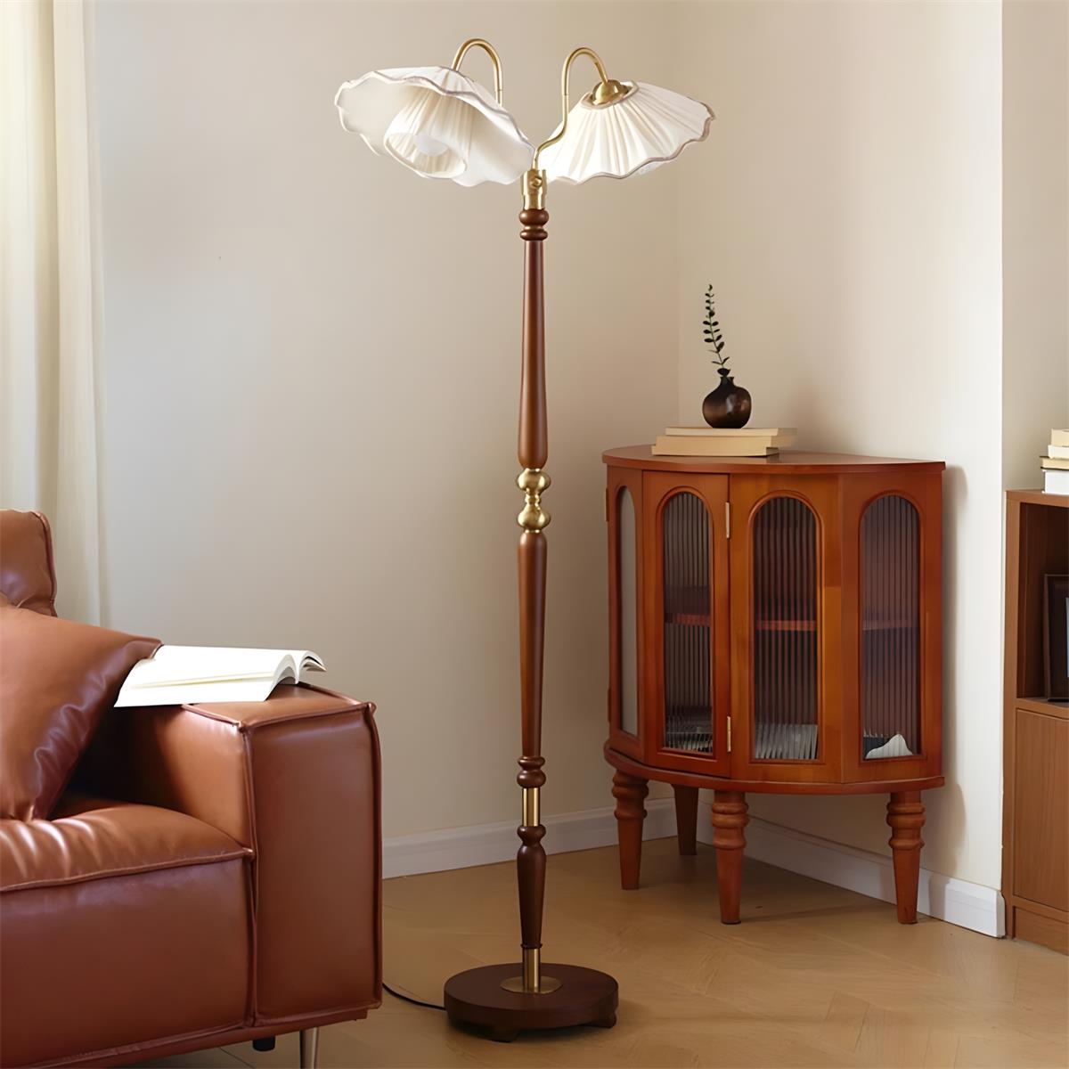Orelaette Floor Light