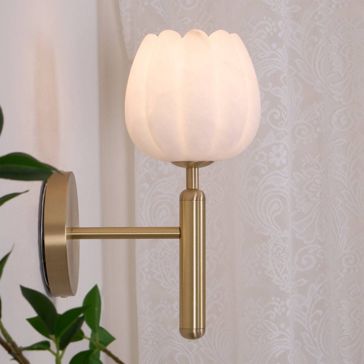 Nivarina Floral Alabaster Brass Wall Light