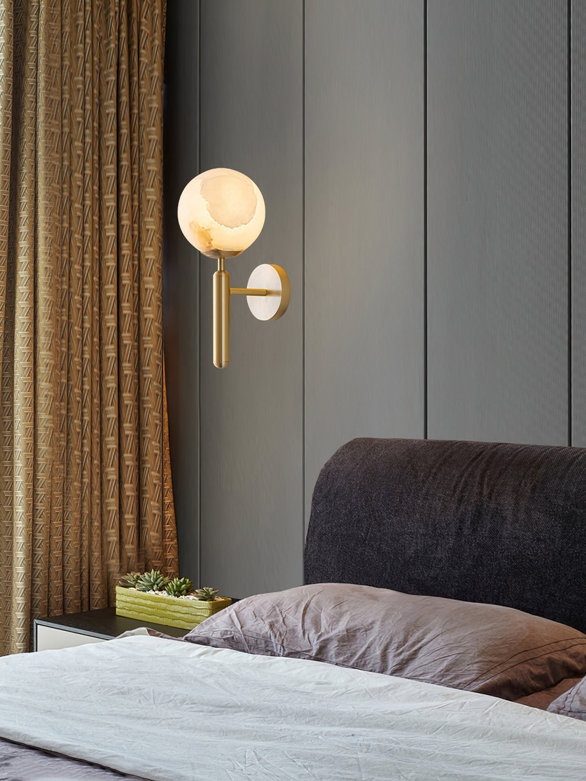 Albanette Brass Alabaster Wall Lamp