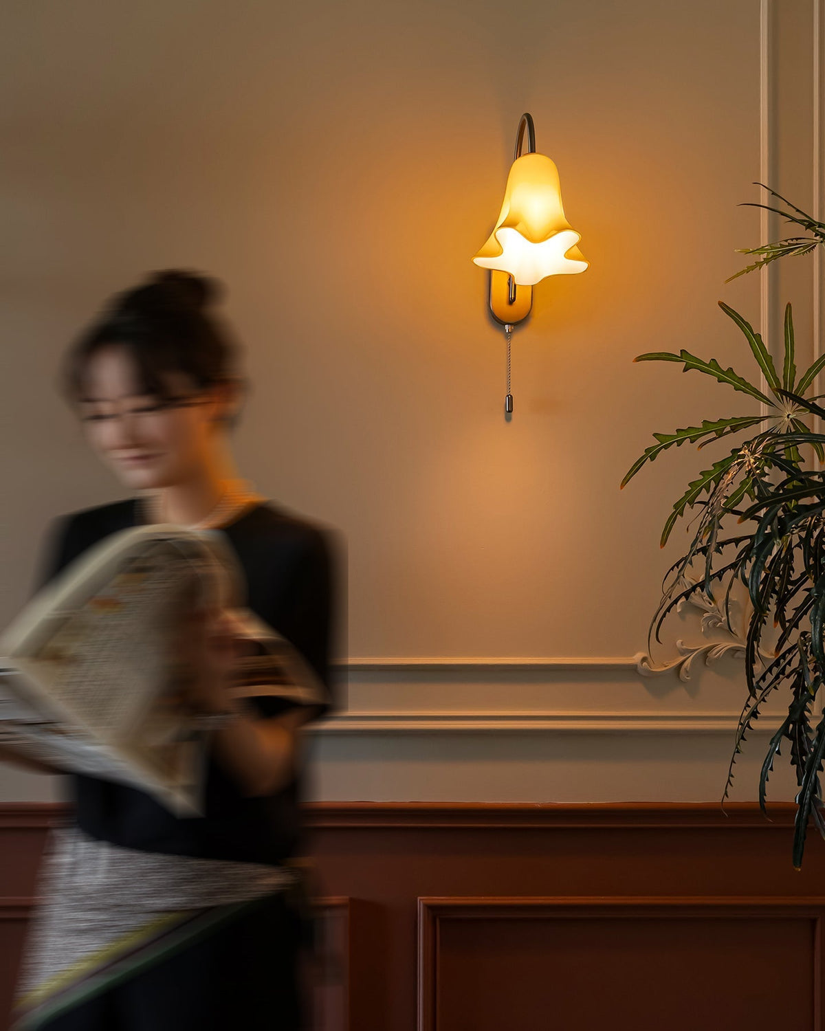 Primrose Wall Lamp
