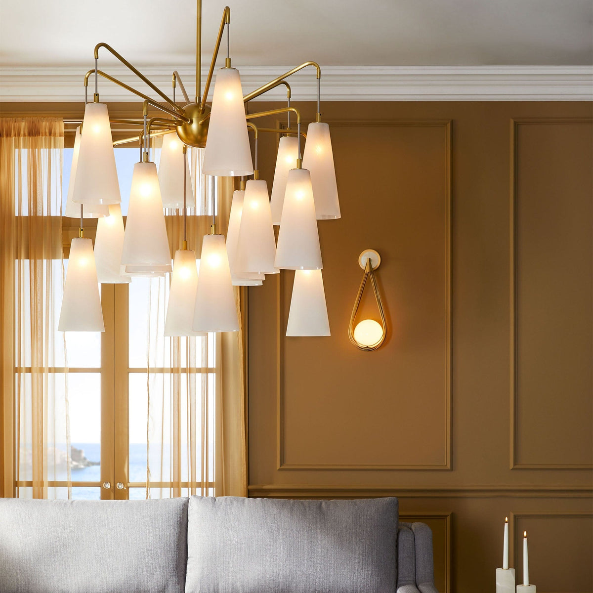 Eiruelle Postmodern Luxury Glass Chandelier