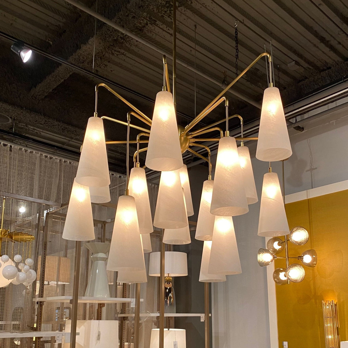 Eiruelle Postmodern Luxury Glass Chandelier