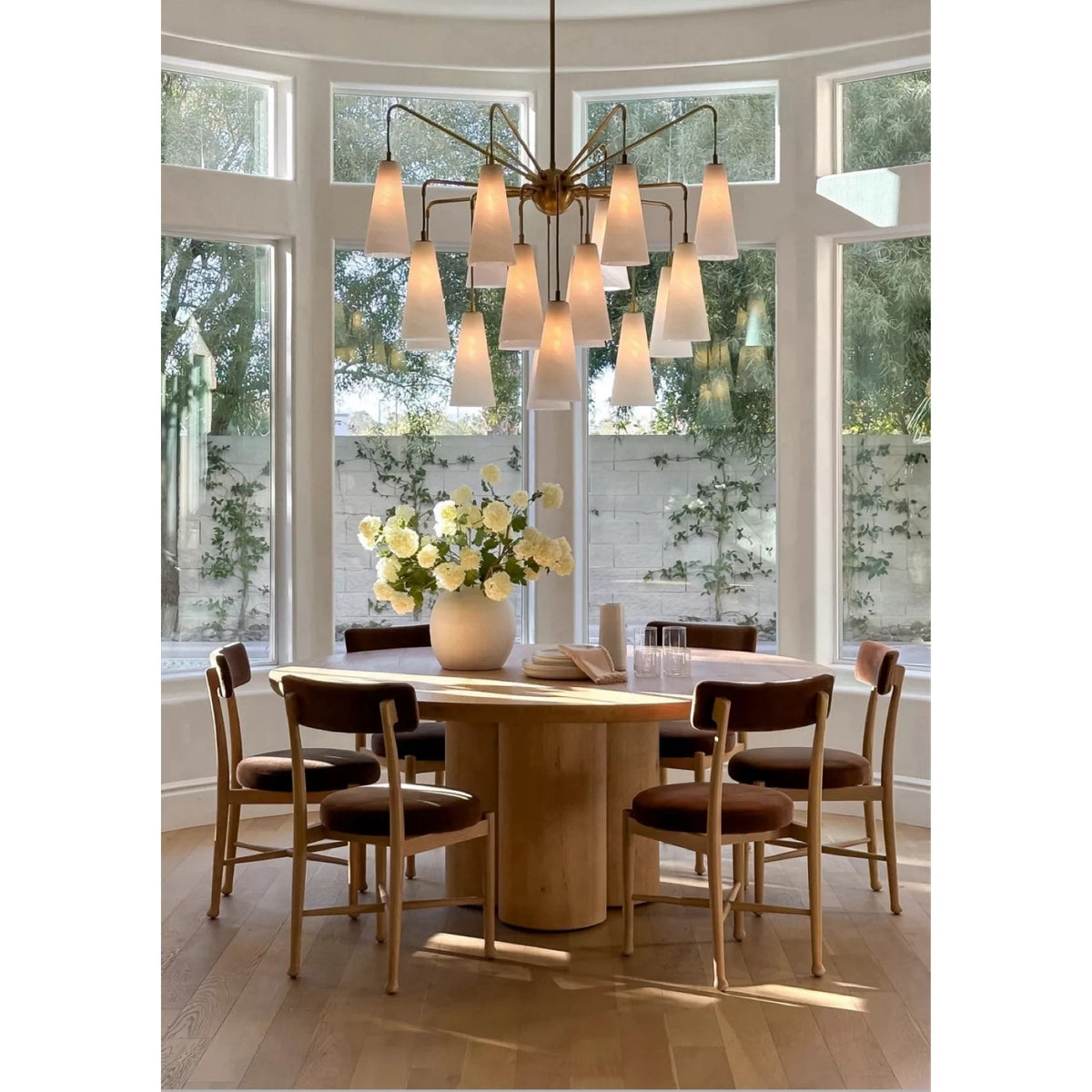 Eiruelle Postmodern Luxury Glass Chandelier