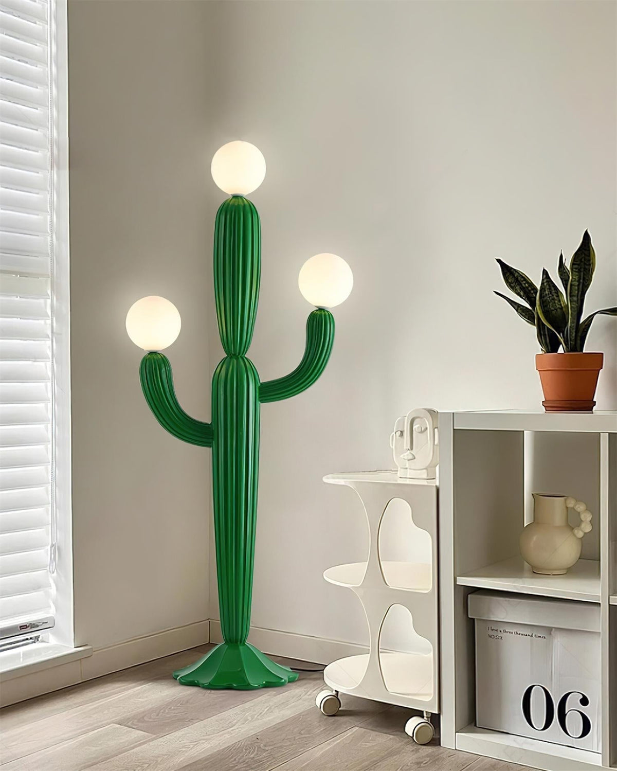 Calanise Floor Lamp