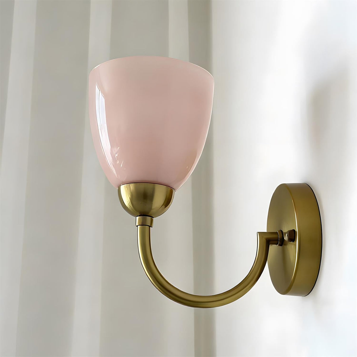 Teriarette Wall Lamp