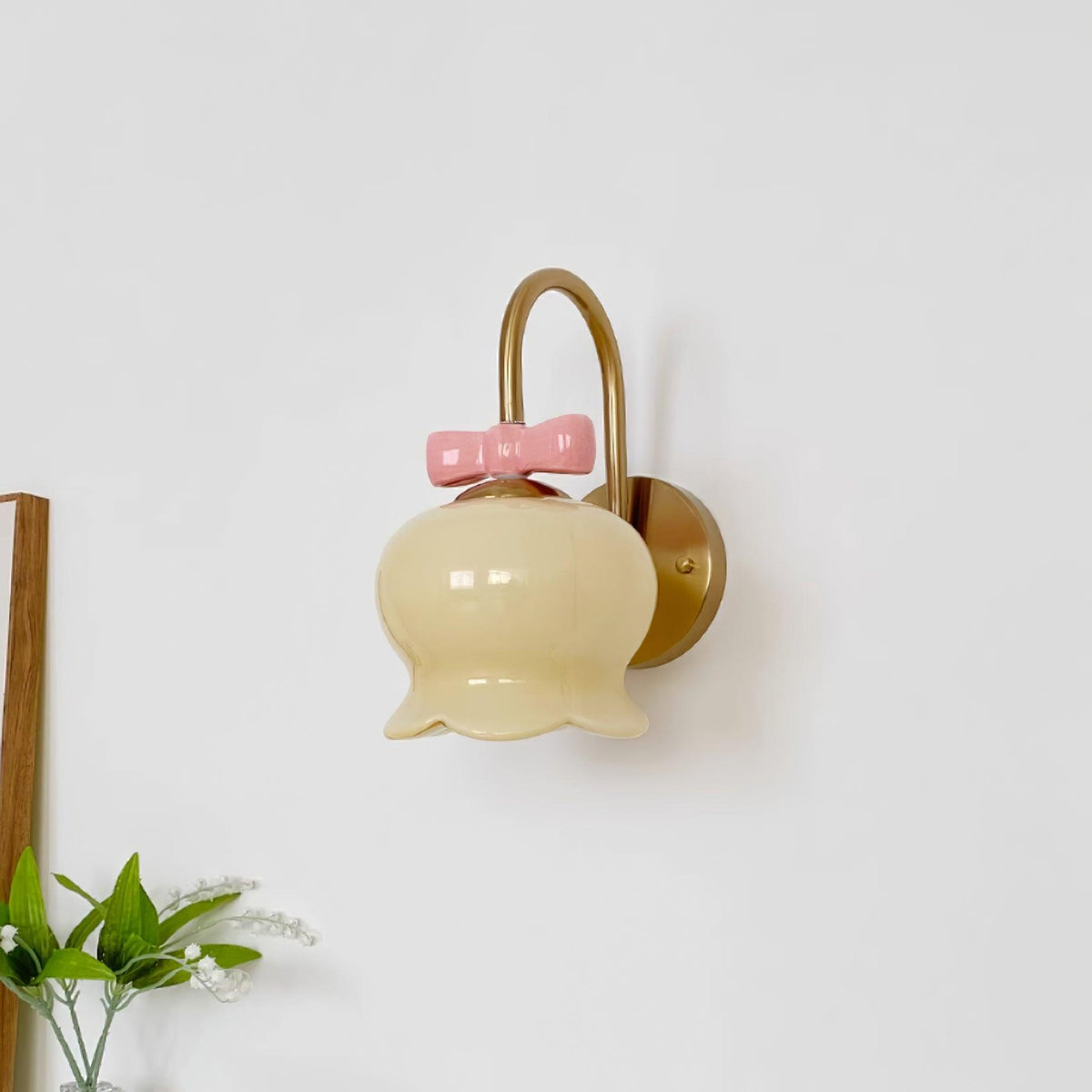 Mirenine Wall Lamp