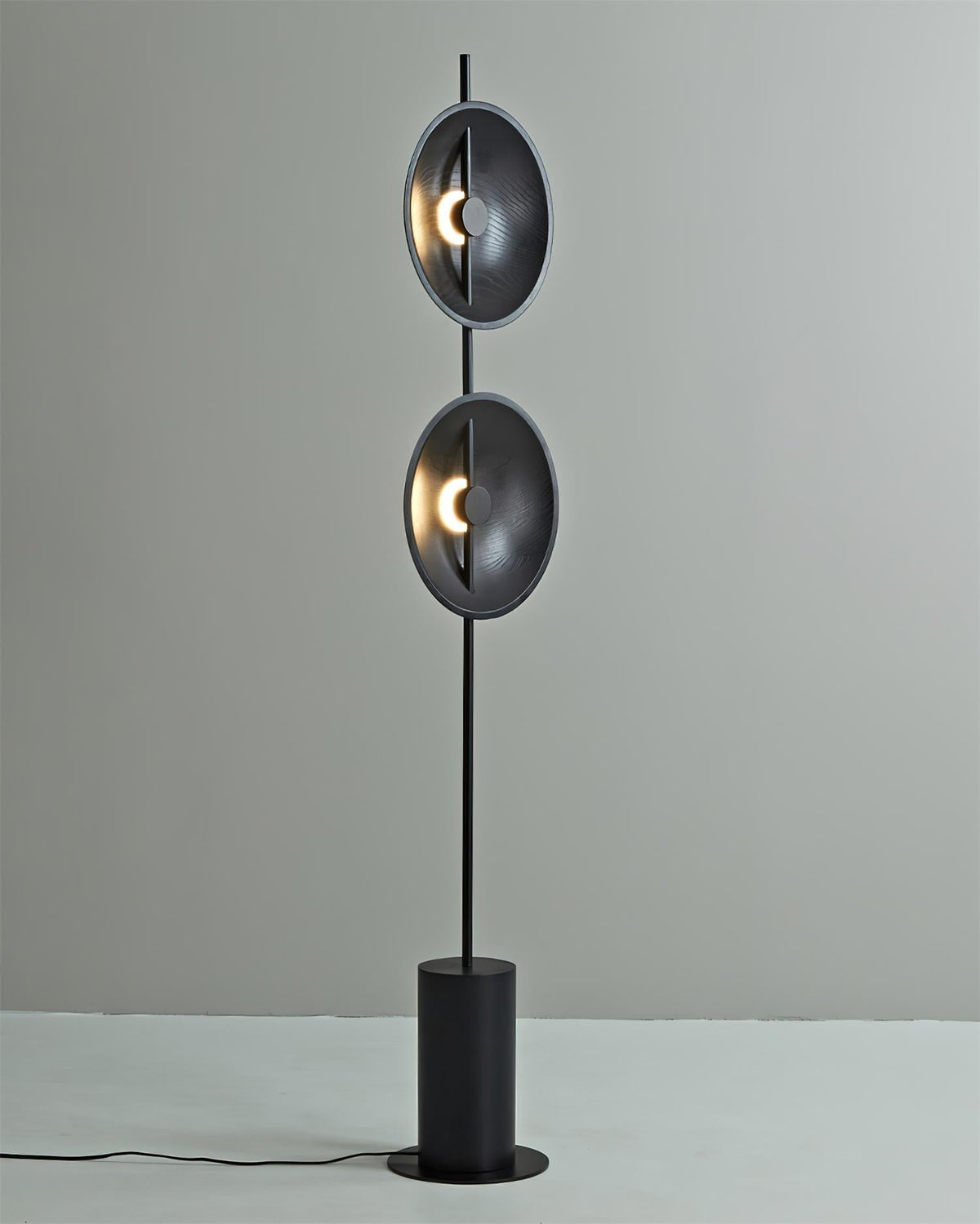 Viraaia Floor Lamp