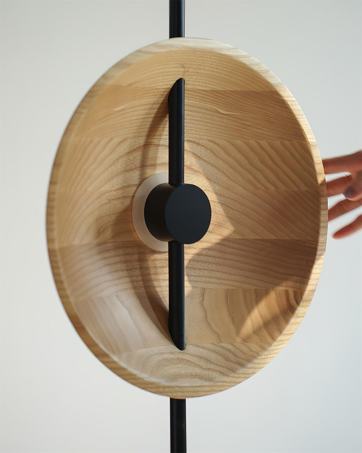 Viraaia Floor Lamp