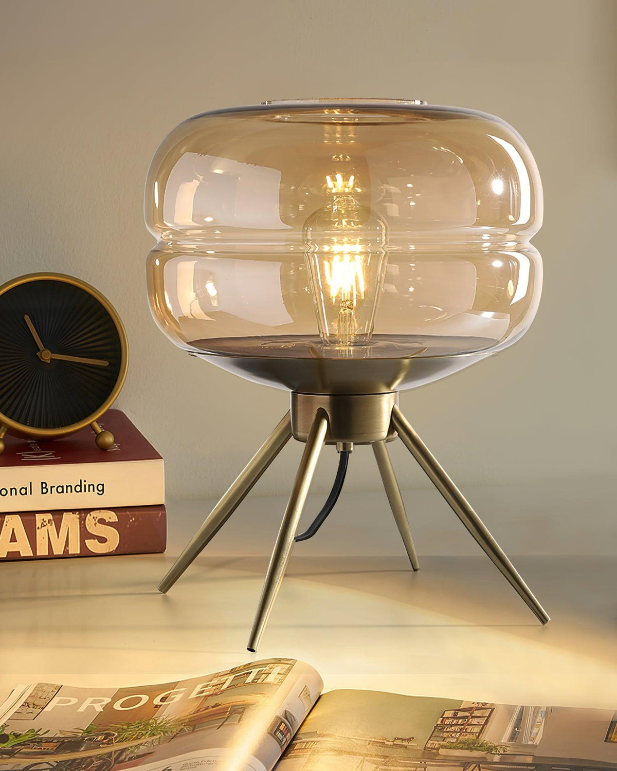 Lumaira Moda Table Lamp