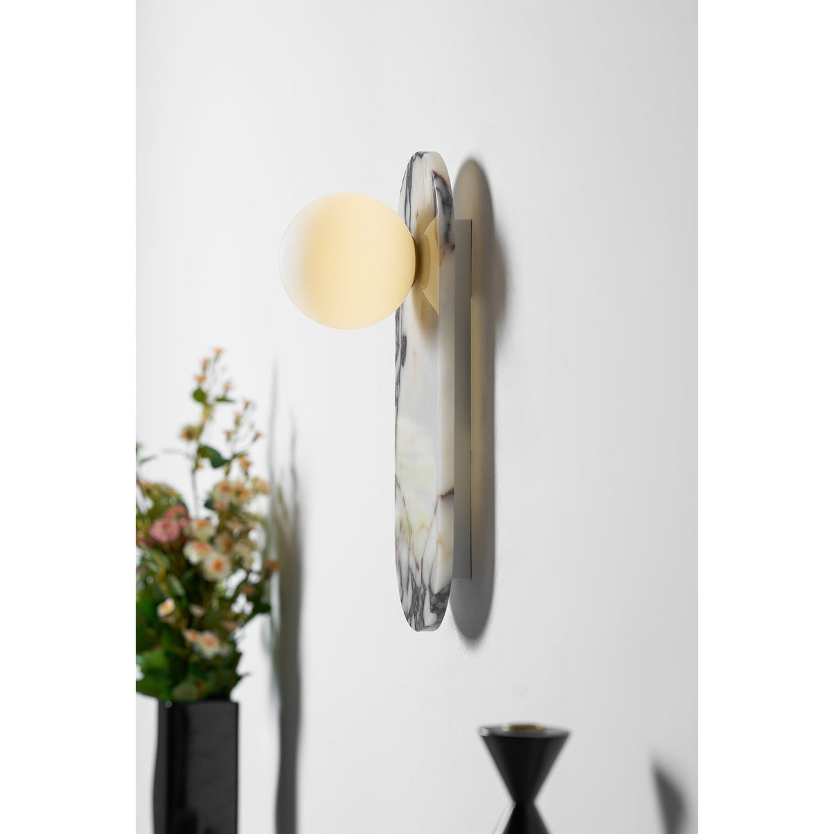 Covelyra Marble Glass Wall Lamp