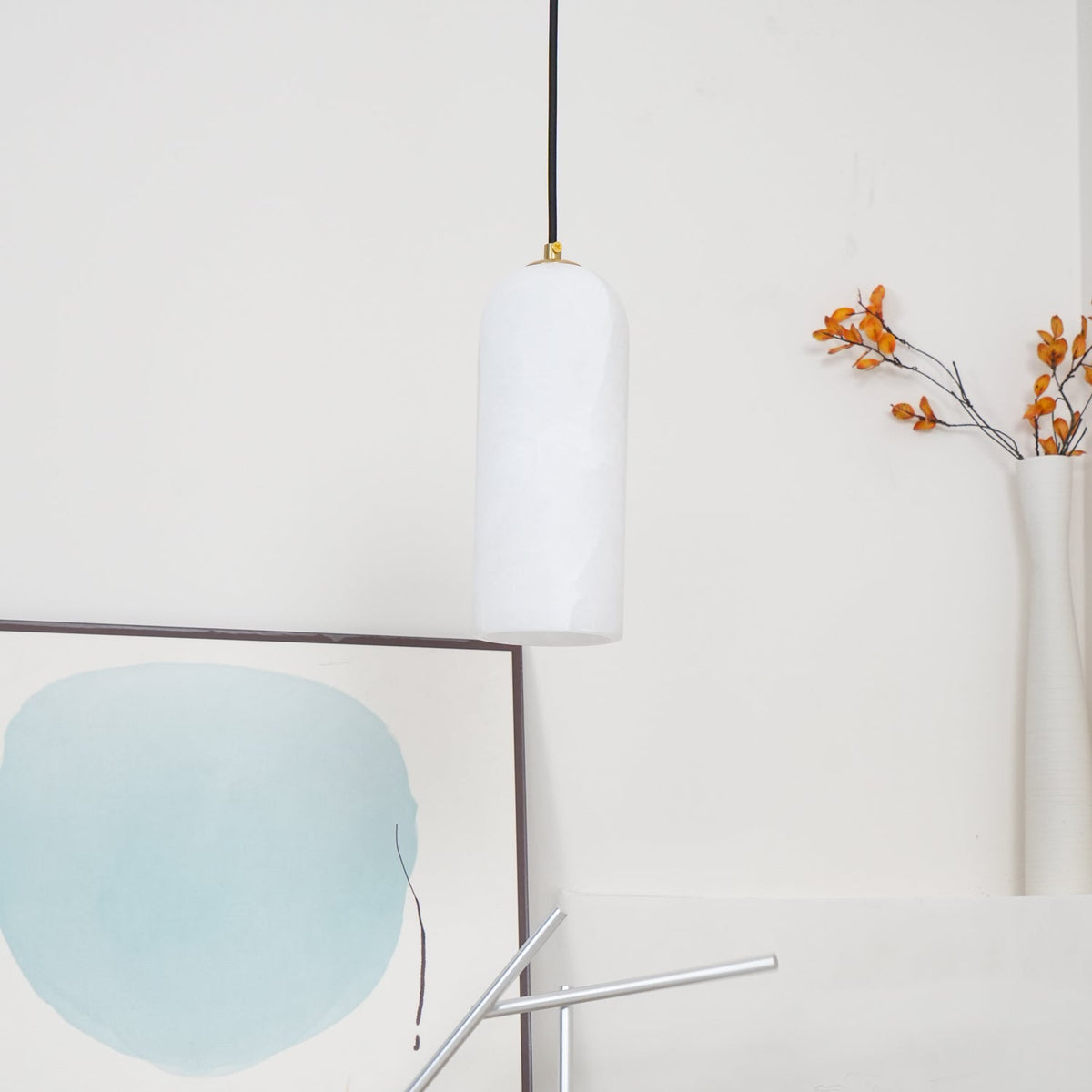 Nivenira Cylindrical Alabaster Pendant Light