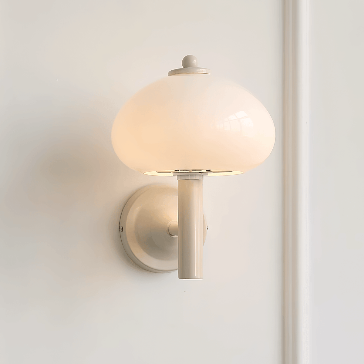 Fika Wall Lamp
