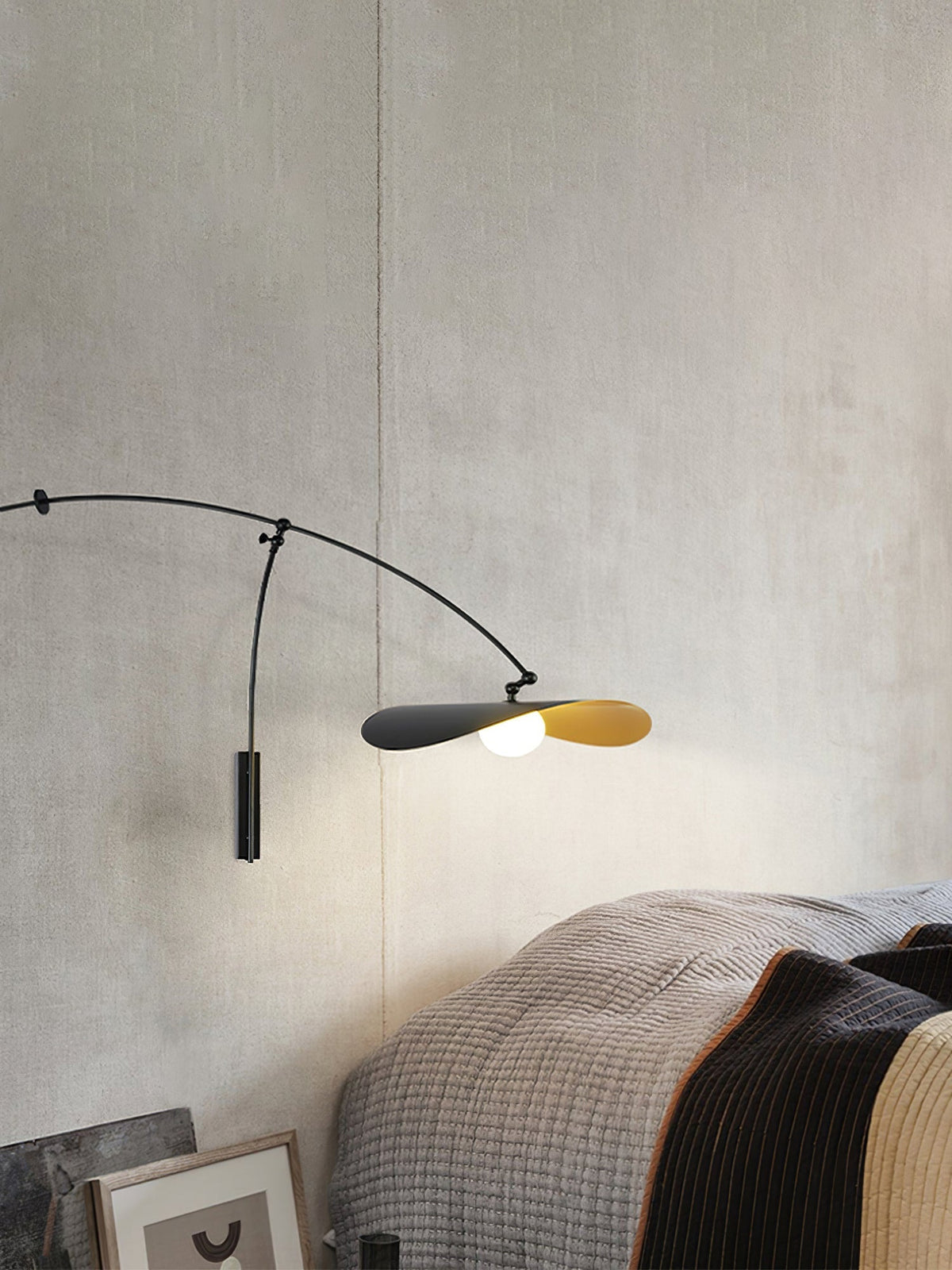 Myrna Wall Lamp