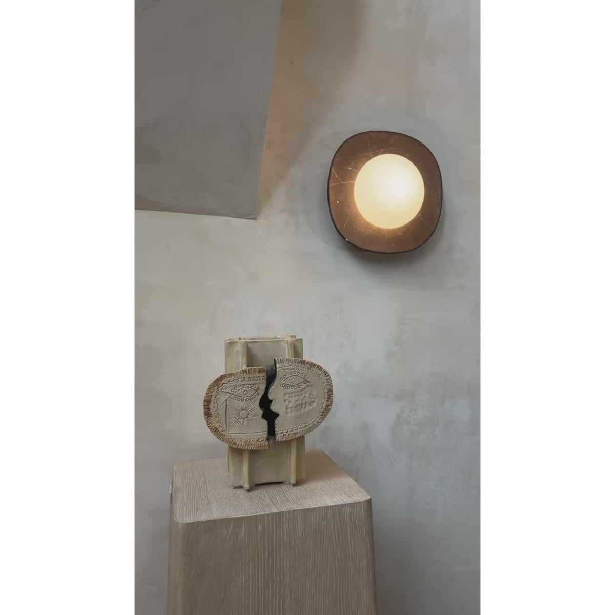 Cinoreth Marble Glass Wall Lamp