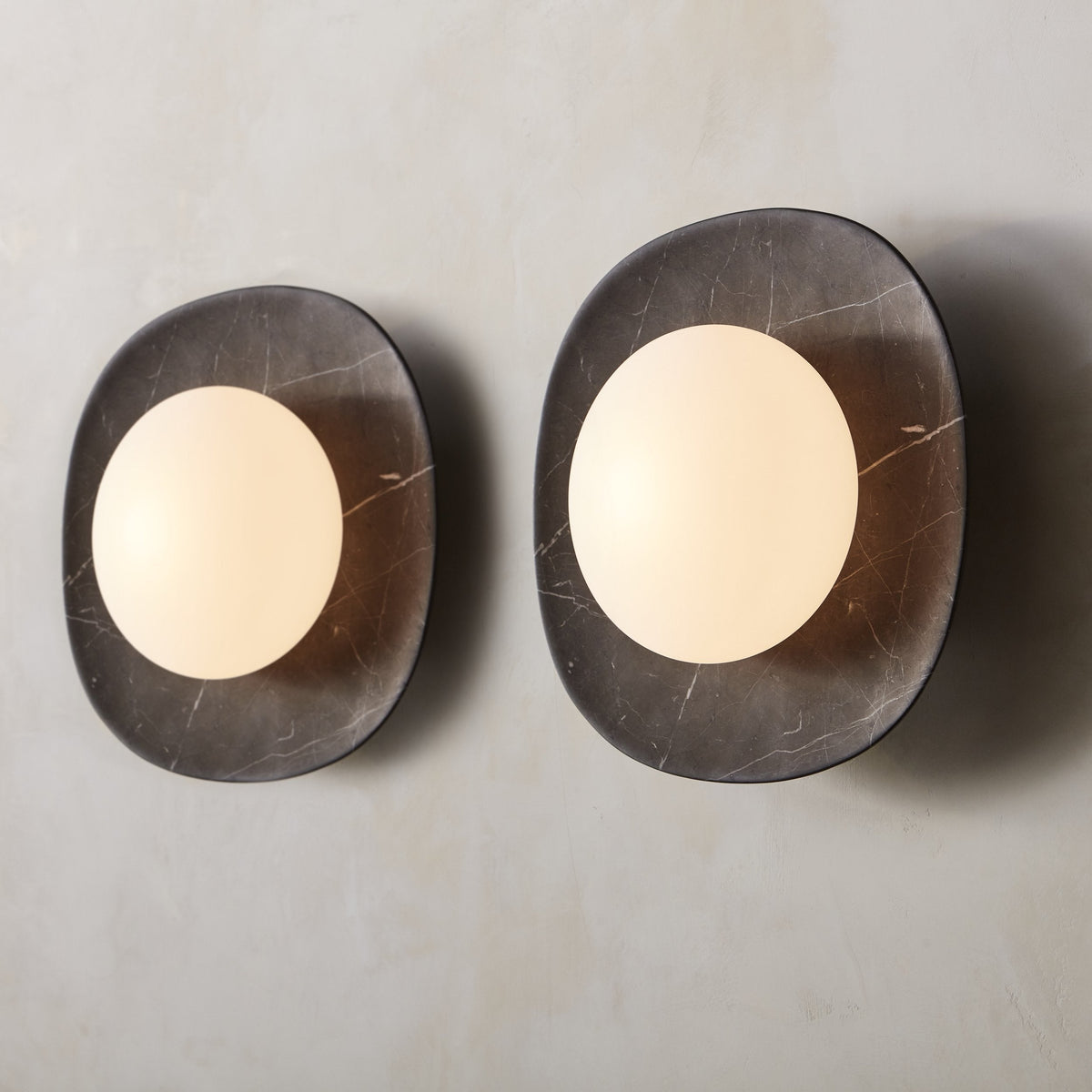 Cinoreth Marble Glass Wall Lamp