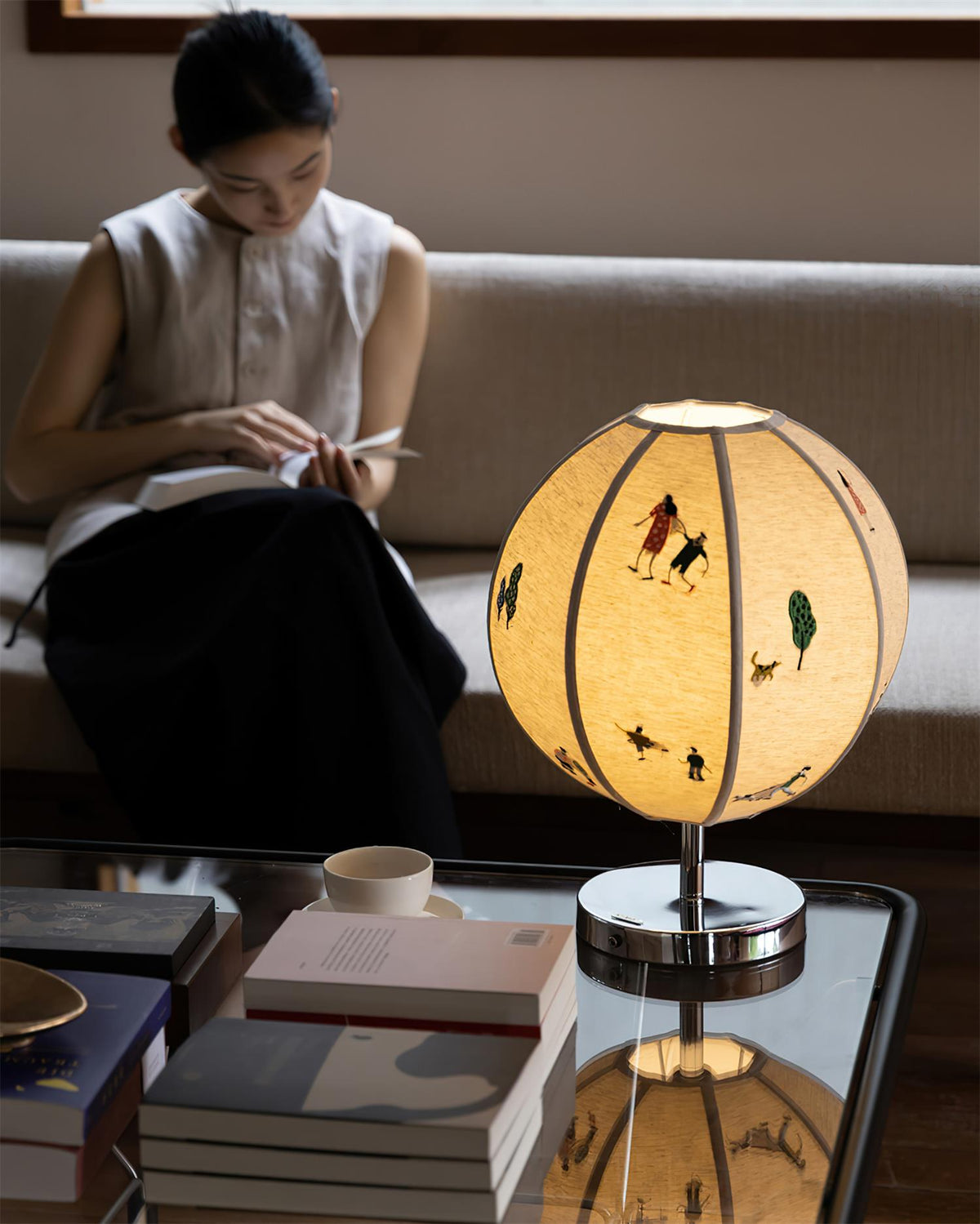 Calivelia Table Lamp