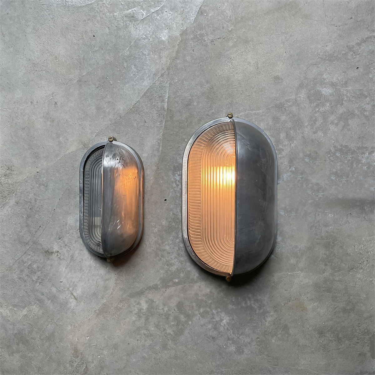 Lovutil Modern Round/Ellipse Outdoor Waterproof Wall Lamp. 2 Colors
