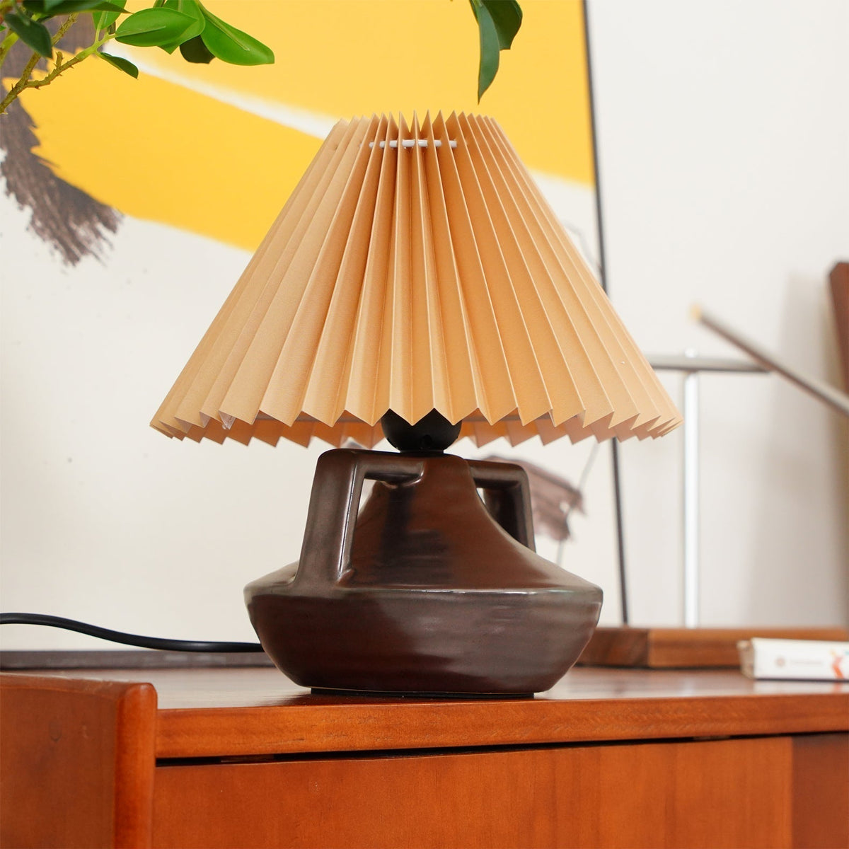 Elaenia Table Lamp