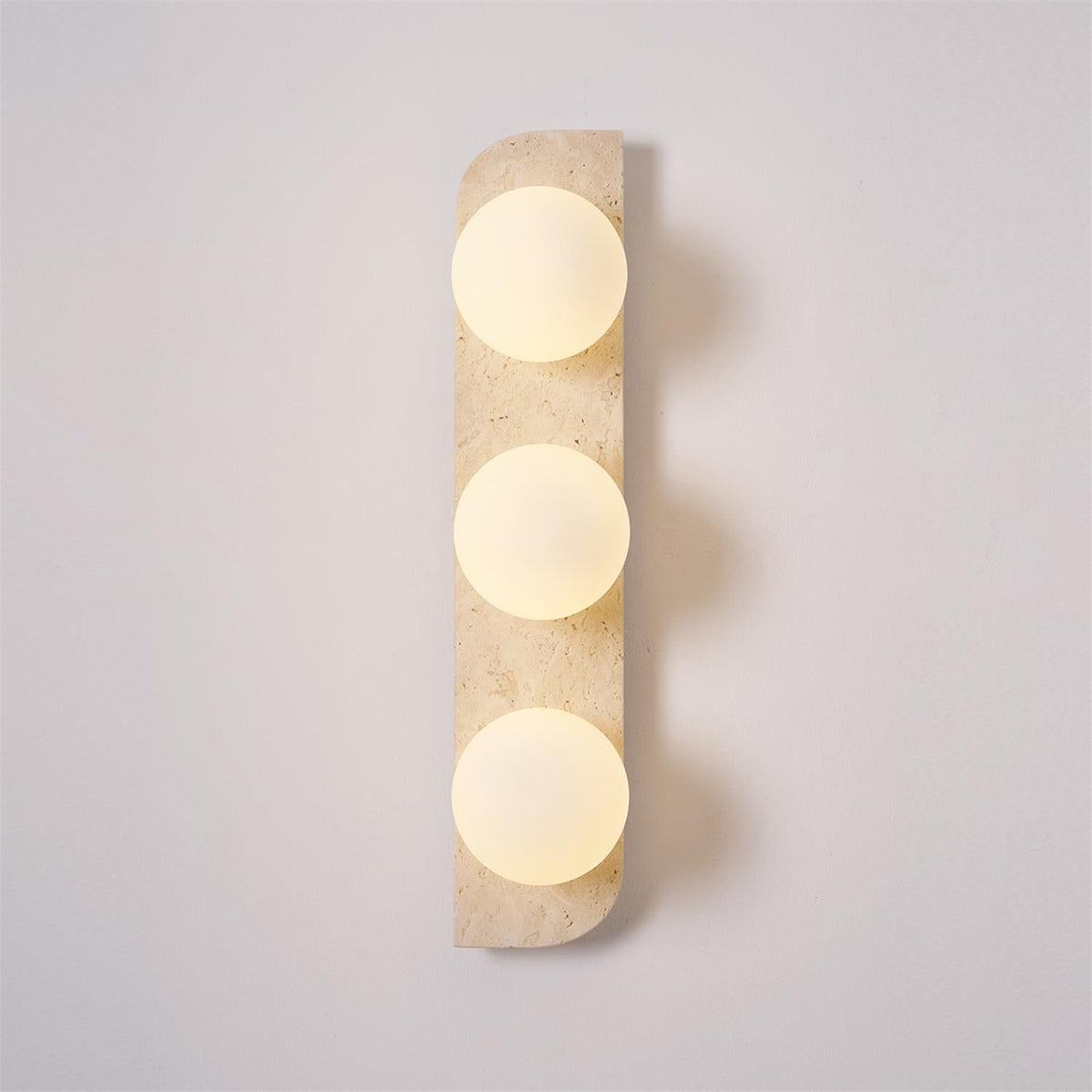 Serearia Minimalist Travertine Plug-In Wall Light